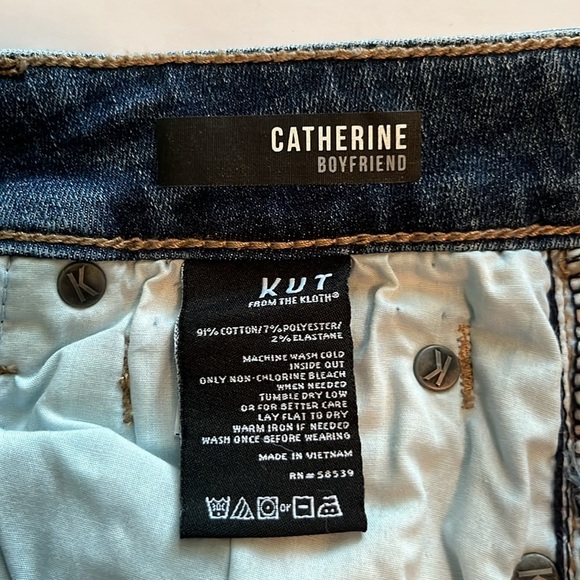 Kut From The Kloth Catherine Boyfriend Mid Rise Size 2 - Picture 11 of 16
